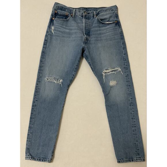 Levi's 501s Skinny Jeans Womens 34 x28 LIght Wash Distressed - Picture 1 of 14